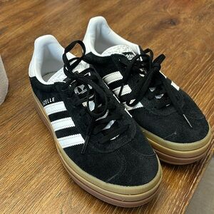 Women's Adidas Gazelles